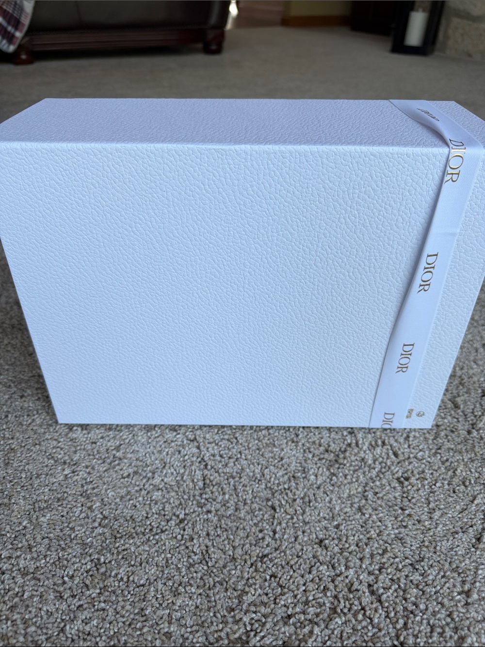 Christian Dior Gift Box with Ribbon EUC - Picture 9 of 9